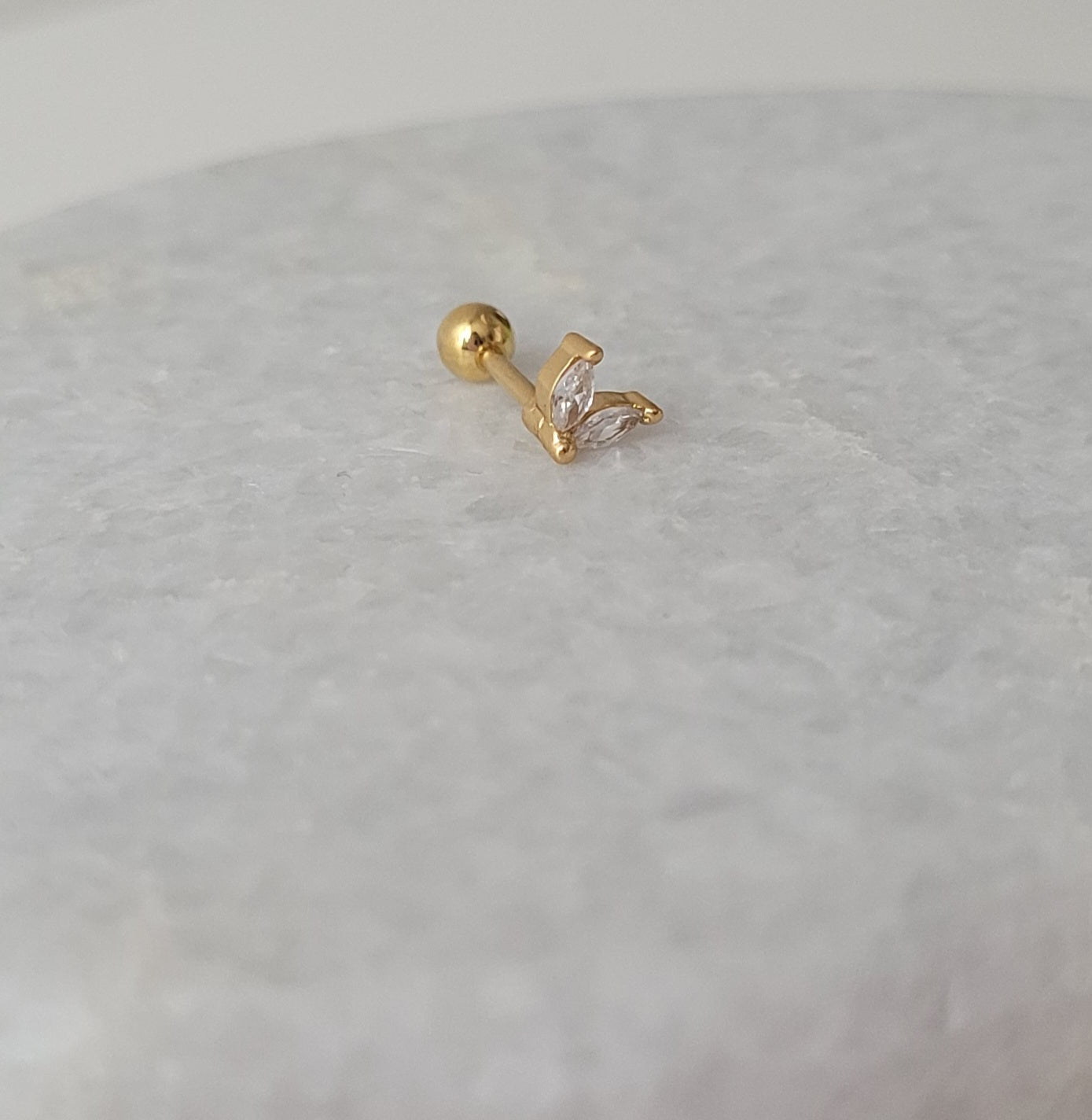 Piercing oreille LYA